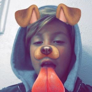 Meet your Posher, Derek